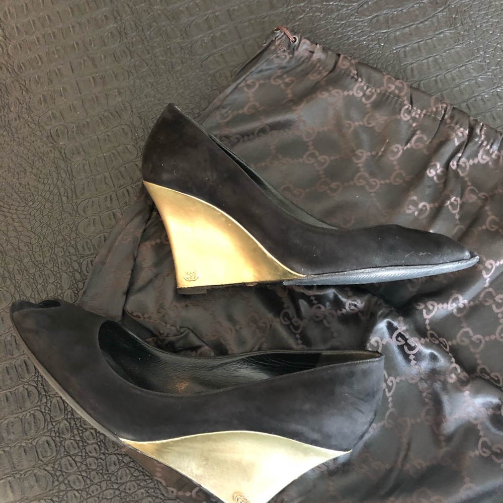 Gucci Black Suede Gold Wedge Heel 38 1/2